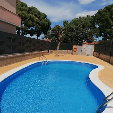 Casa Con Jardin Y Piscina En Zona Tranquila Cambrils